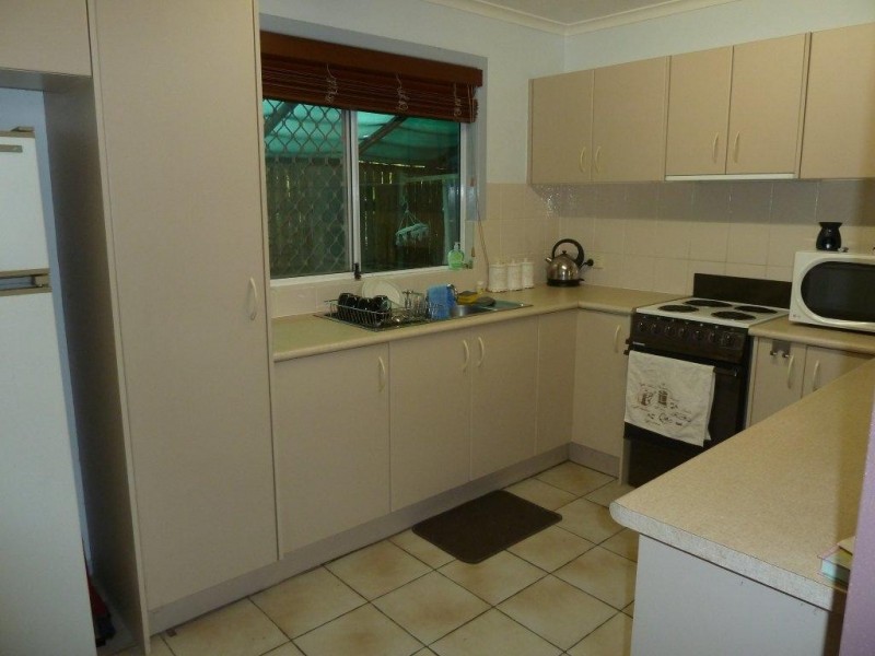 2/47 Bayswater Road, Hyde Park QLD 4812