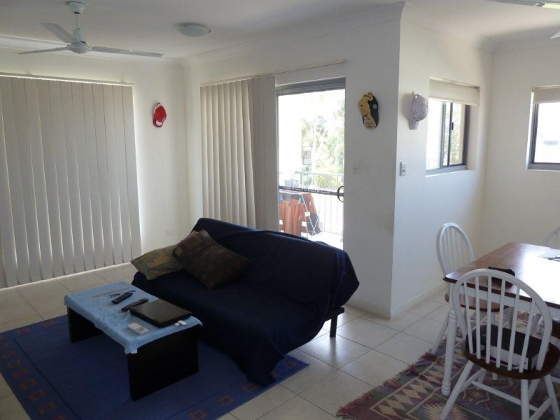 8/13 Albert Street, Cranbrook QLD 4814