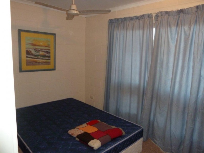 4/21 Leigh Street, West End QLD 4810