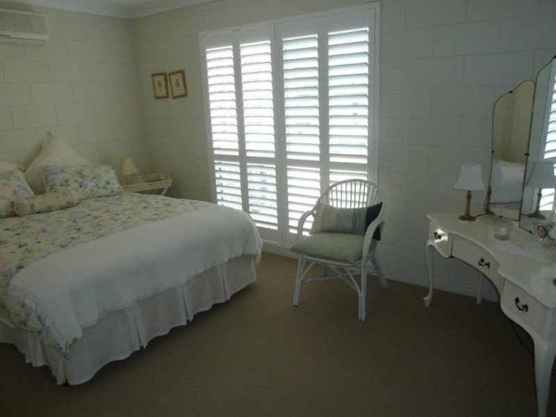 30 Grant Cres, Alice River QLD 4817