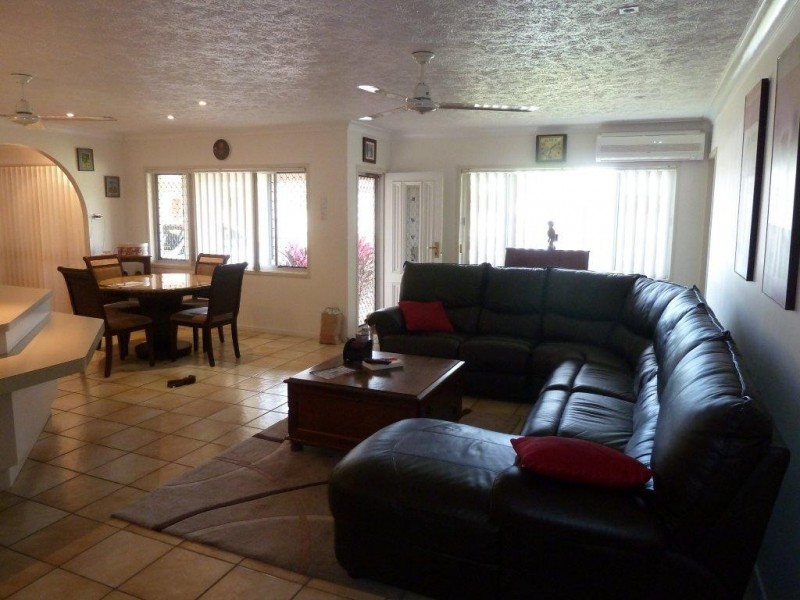 8 West Street, Aitkenvale QLD 4814