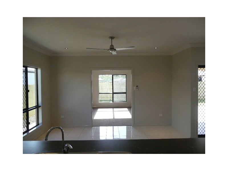 43 Scrubwren Circuit, Bohle Plains QLD 4817