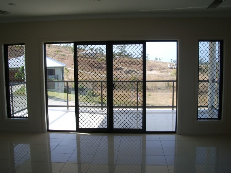 37 Goicoechea Drive, Bushland Beach QLD 4818