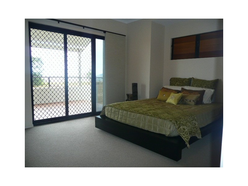 32 Pacific Avenue, Bushland Beach QLD 4818