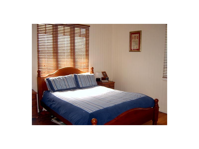 71 Carmody Street, Hermit Park QLD 4812