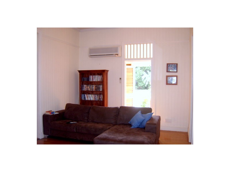 71 Carmody Street, Hermit Park QLD 4812