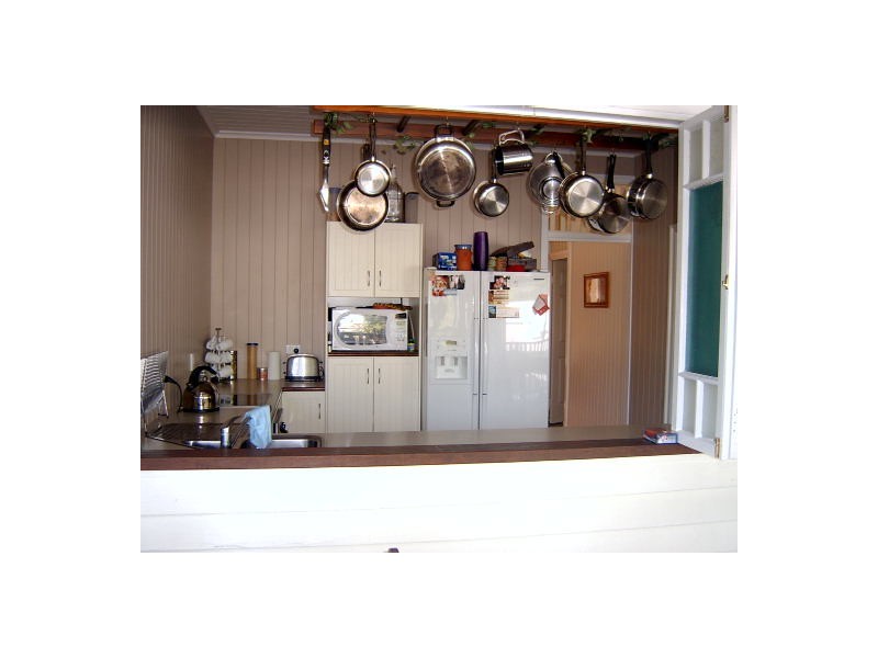 71 Carmody Street, Hermit Park QLD 4812