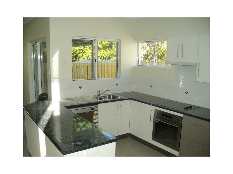 144 Queens Road, Hermit Park QLD 4812