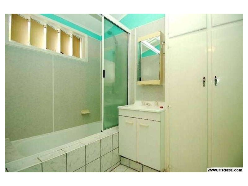 16 Easterbrook Crescent, Kirwan QLD 4817