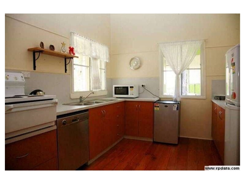 16 Easterbrook Crescent, Kirwan QLD 4817