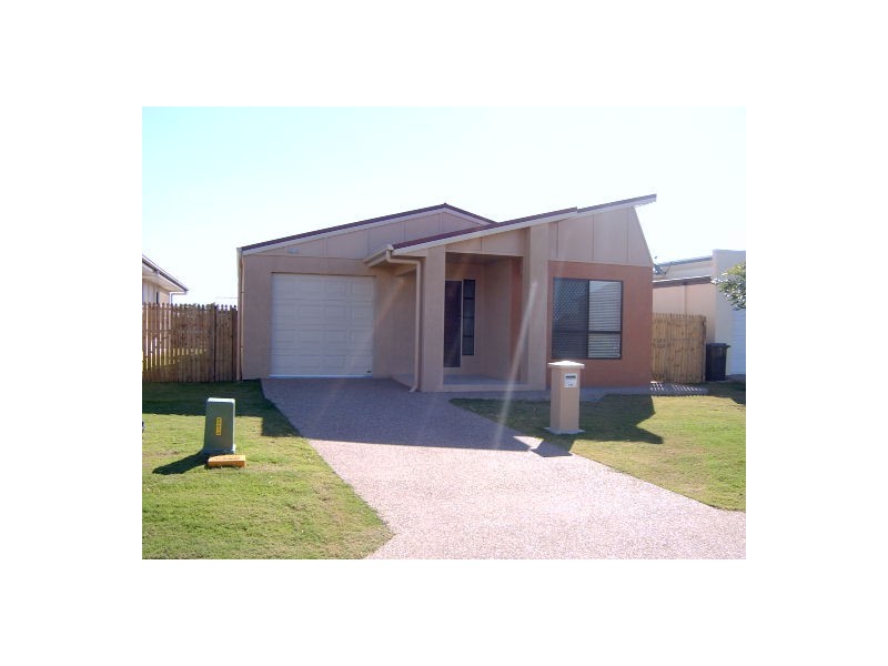 19 Laurie Mottie Parade, Kirwan QLD 4817