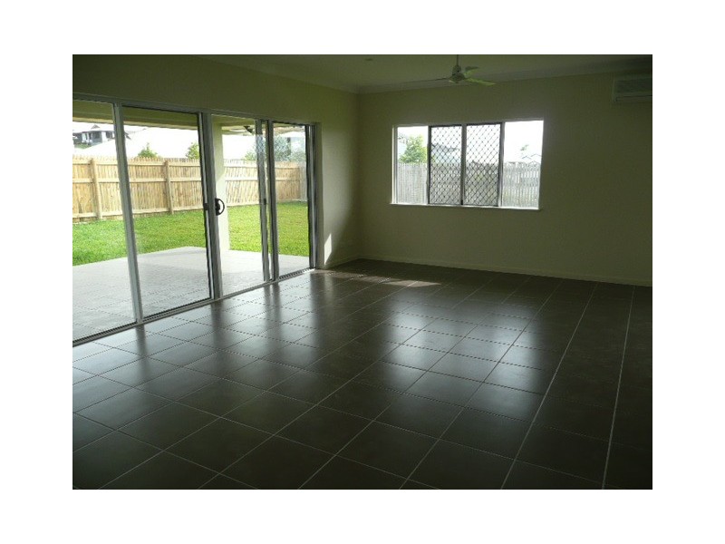 9 Chapple Street, Mount Louisa QLD 4814