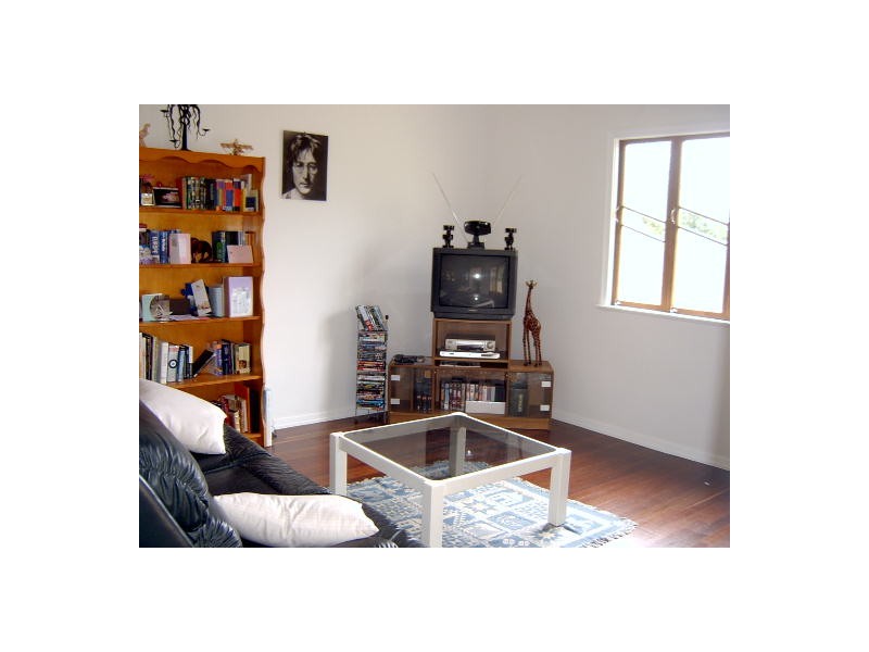 8A Gulliver Street, Mundingburra QLD 4812