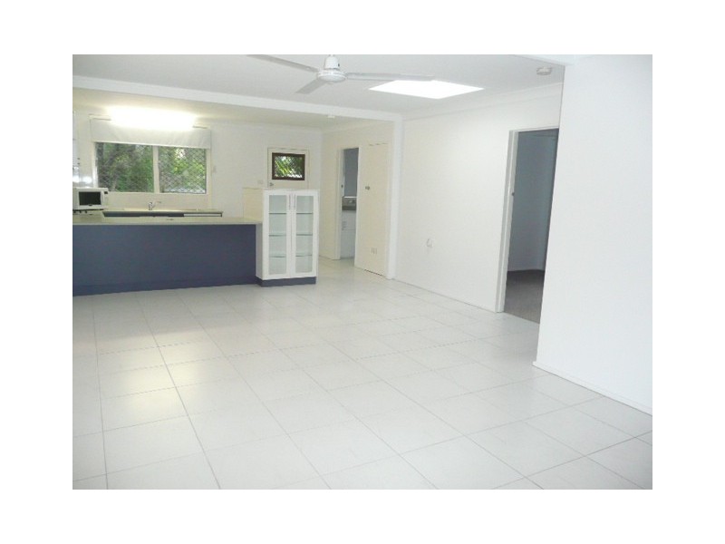 2/8 Haughton Street, Mundingburra QLD 4812