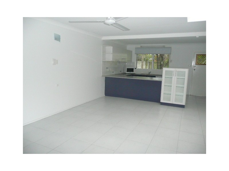 2/8 Haughton Street, Mundingburra QLD 4812