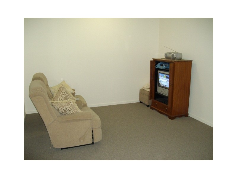 11 Watson Street, Mundingburra QLD 4812