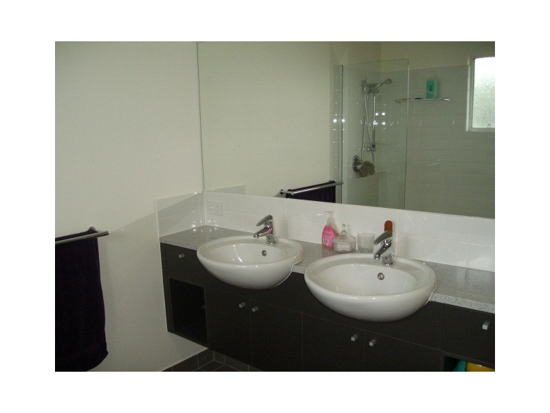 11 Watson Street, Mundingburra QLD 4812