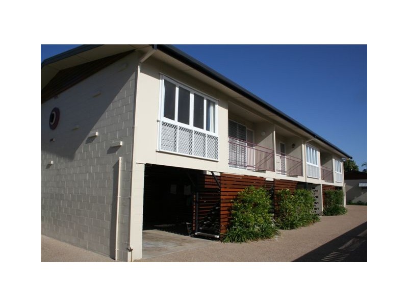 14 Benson Street, Rosslea QLD 4812