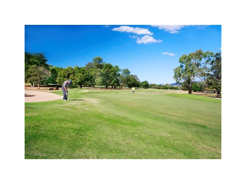 33 Quinn Street, Rosslea QLD 4812