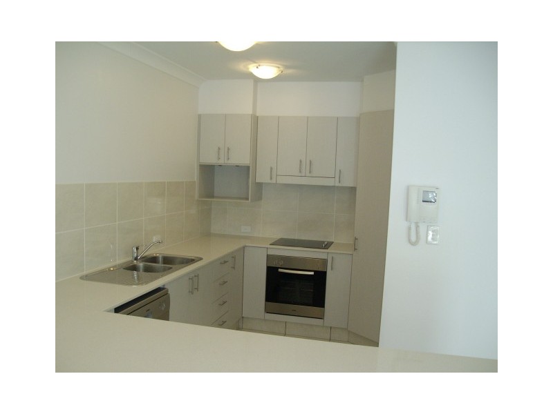 12/51 Harold Street, West End QLD 4810