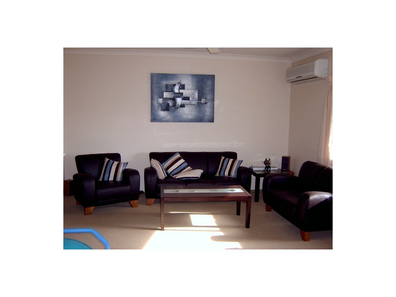 3/90 Hugh Street, Garbutt QLD 4814