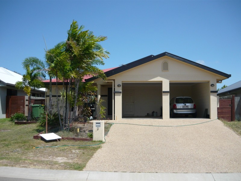 Douglas QLD 4814