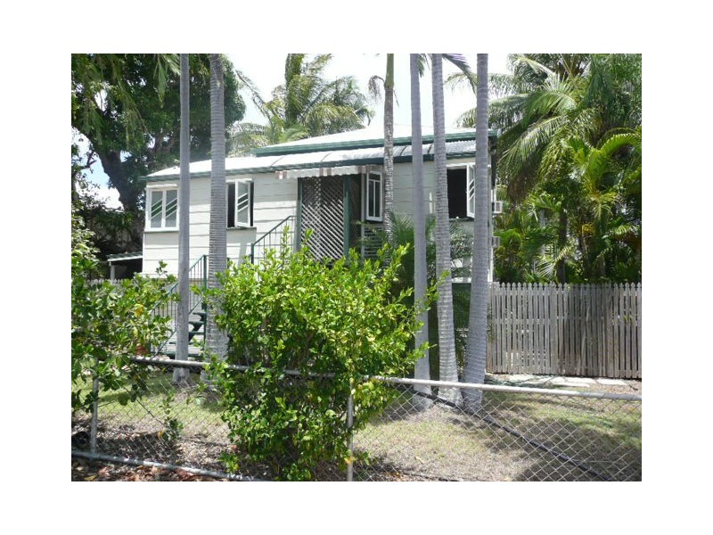 114 Francis Street, West End QLD 4810