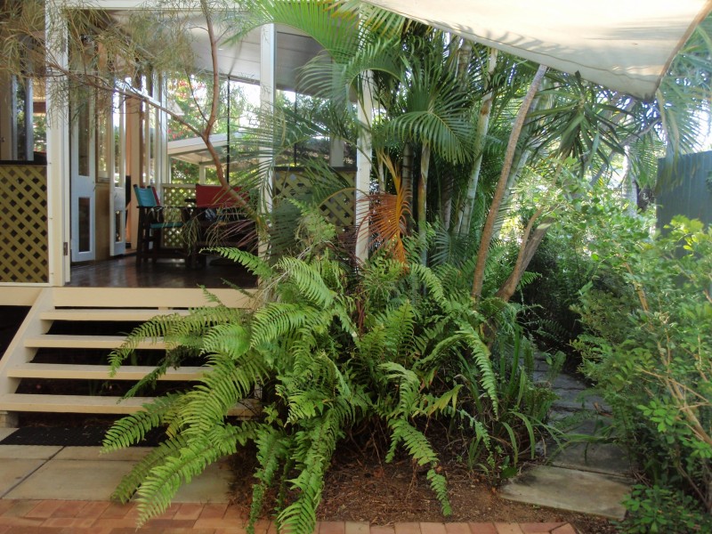 12 Brisk Street, Rowes Bay QLD 4810