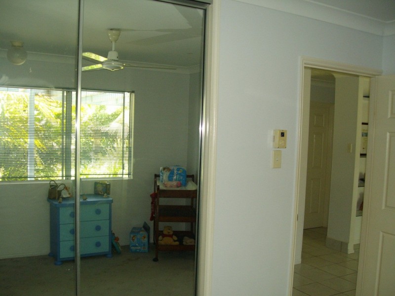 2 Santa Lucia Drive, Mount Louisa QLD 4814