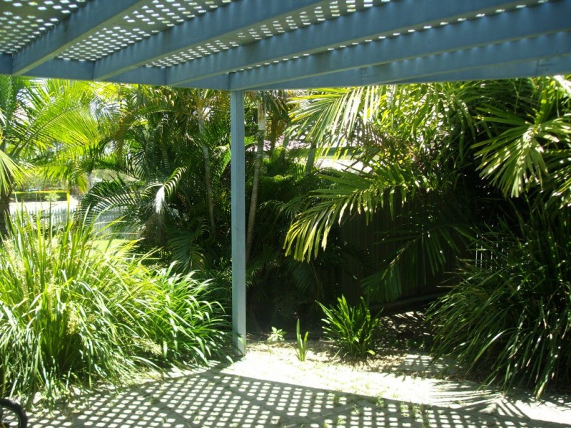 2 Santa Lucia Drive, Mount Louisa QLD 4814