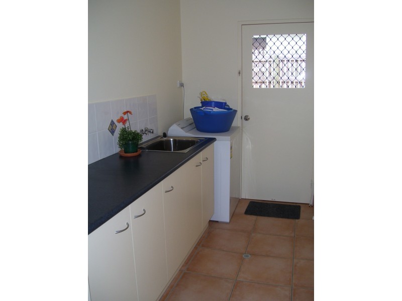 6 Silver Leaf Court, Douglas QLD 4814