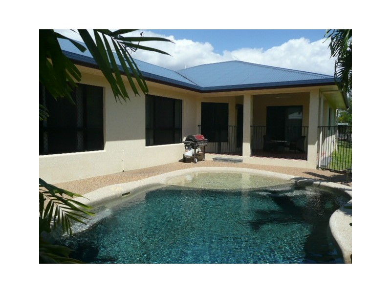 6 Silver Leaf Court, Douglas QLD 4814