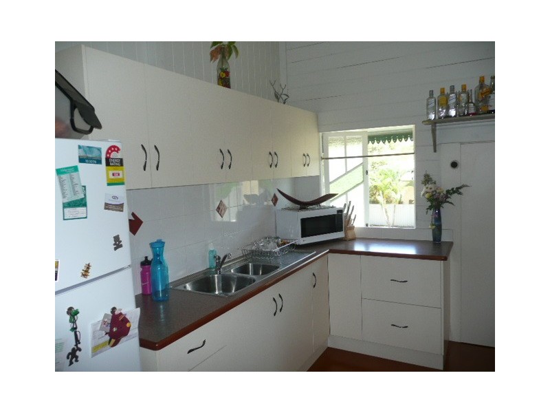 157 Racecourse Road, Cluden QLD 4811