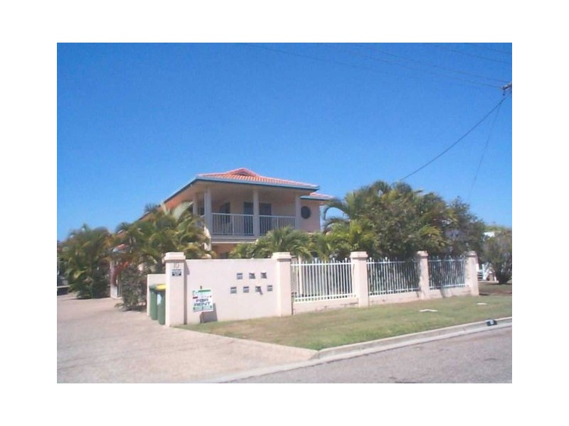 Pimlico QLD 4812