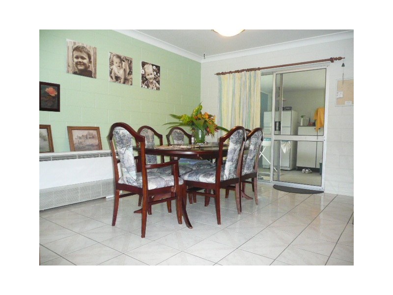 203 Pinnacle Drive, Rasmussen QLD 4815