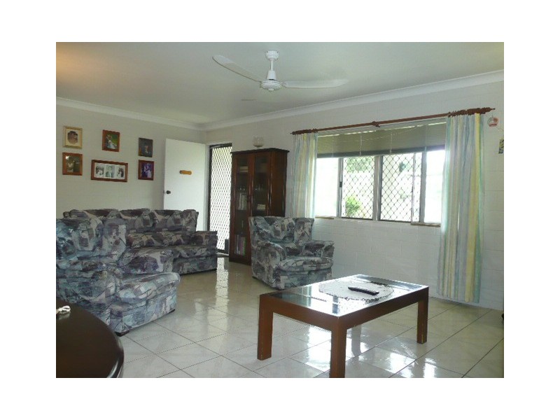 203 Pinnacle Drive, Rasmussen QLD 4815