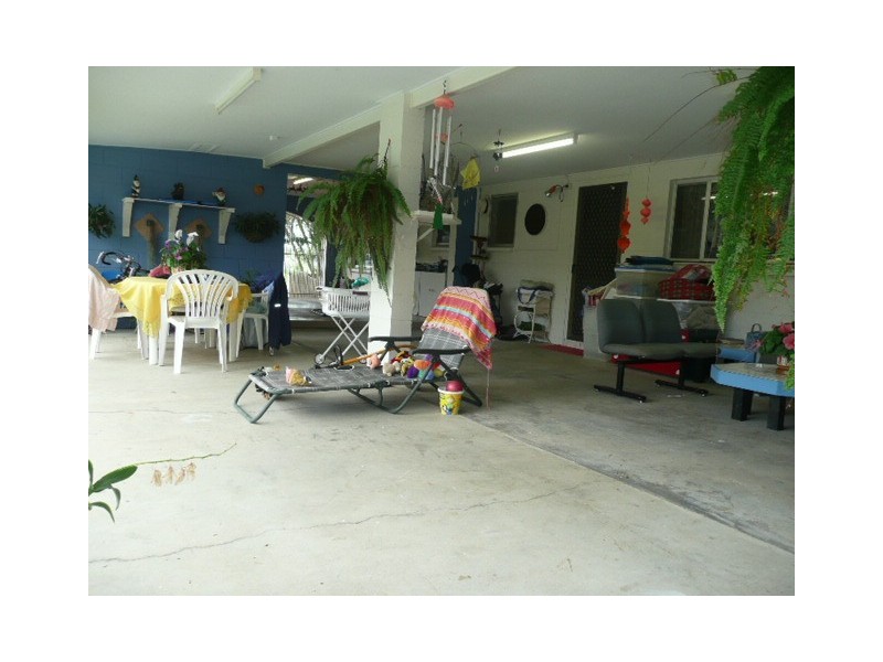 203 Pinnacle Drive, Rasmussen QLD 4815