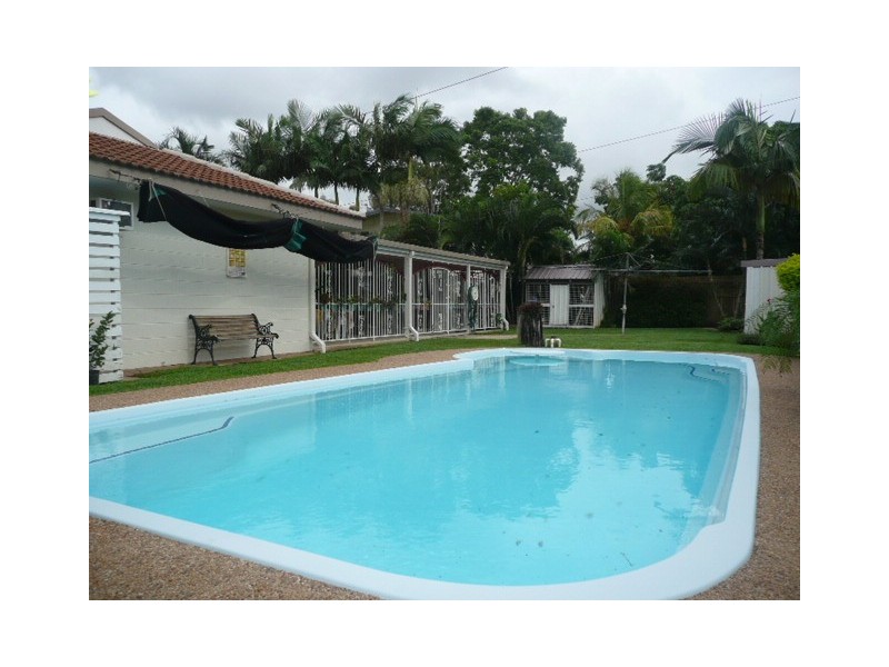 203 Pinnacle Drive, Rasmussen QLD 4815