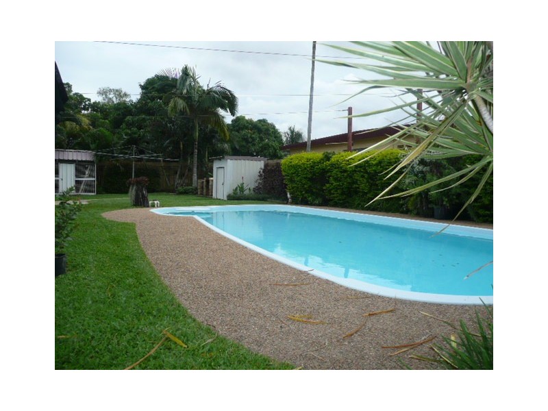 203 Pinnacle Drive, Rasmussen QLD 4815