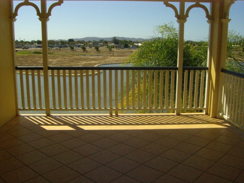 West End QLD 4810