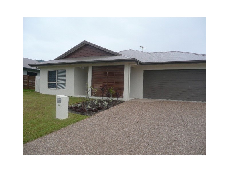 Bushland Beach QLD 4818