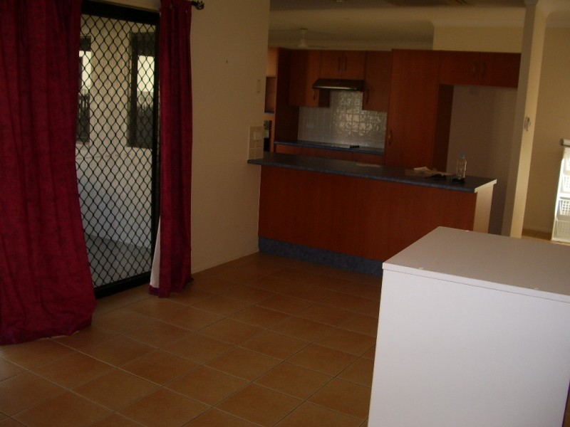 Mount Louisa QLD 4814