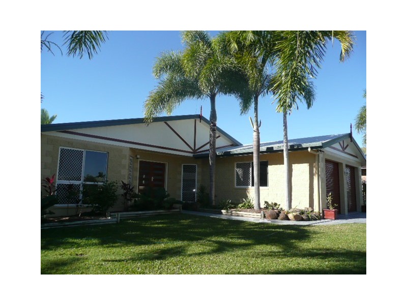 17 Colchester Cres, Kirwan QLD 4817