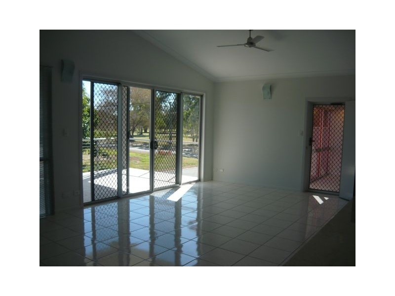 Rosslea QLD 4812