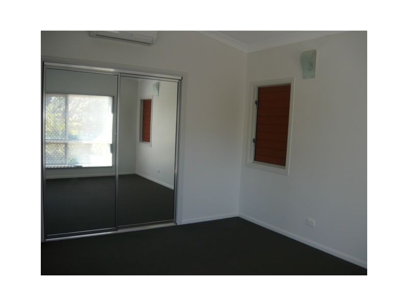 Rosslea QLD 4812