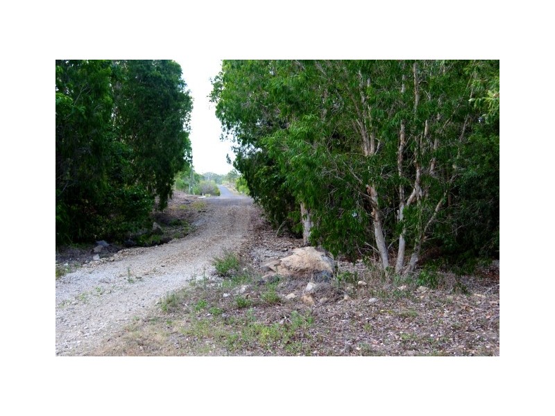180 Whitsunday Drive, Bloomsbury QLD 4799
