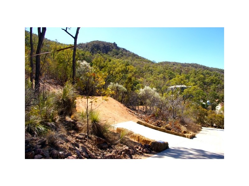 11 Rattray Avenue, Hideaway Bay QLD 4800