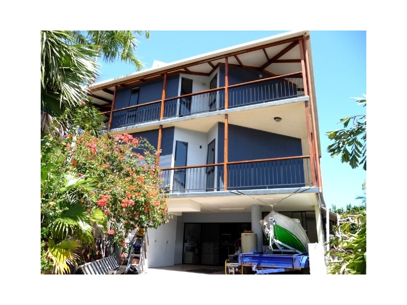 5 Nara Avenue, Airlie Beach QLD 4802