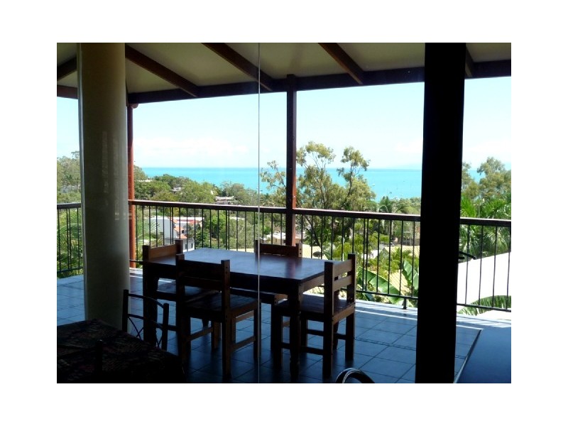 5 Nara Avenue, Airlie Beach QLD 4802