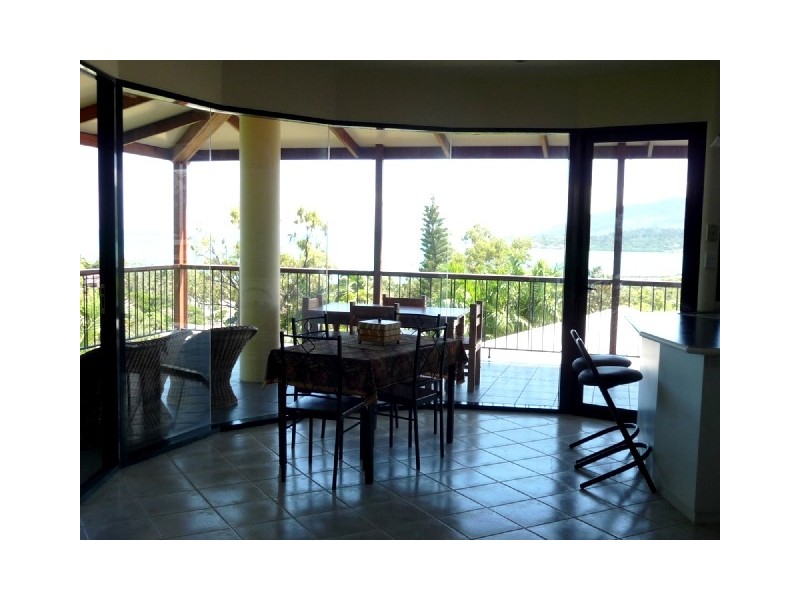 5 Nara Avenue, Airlie Beach QLD 4802